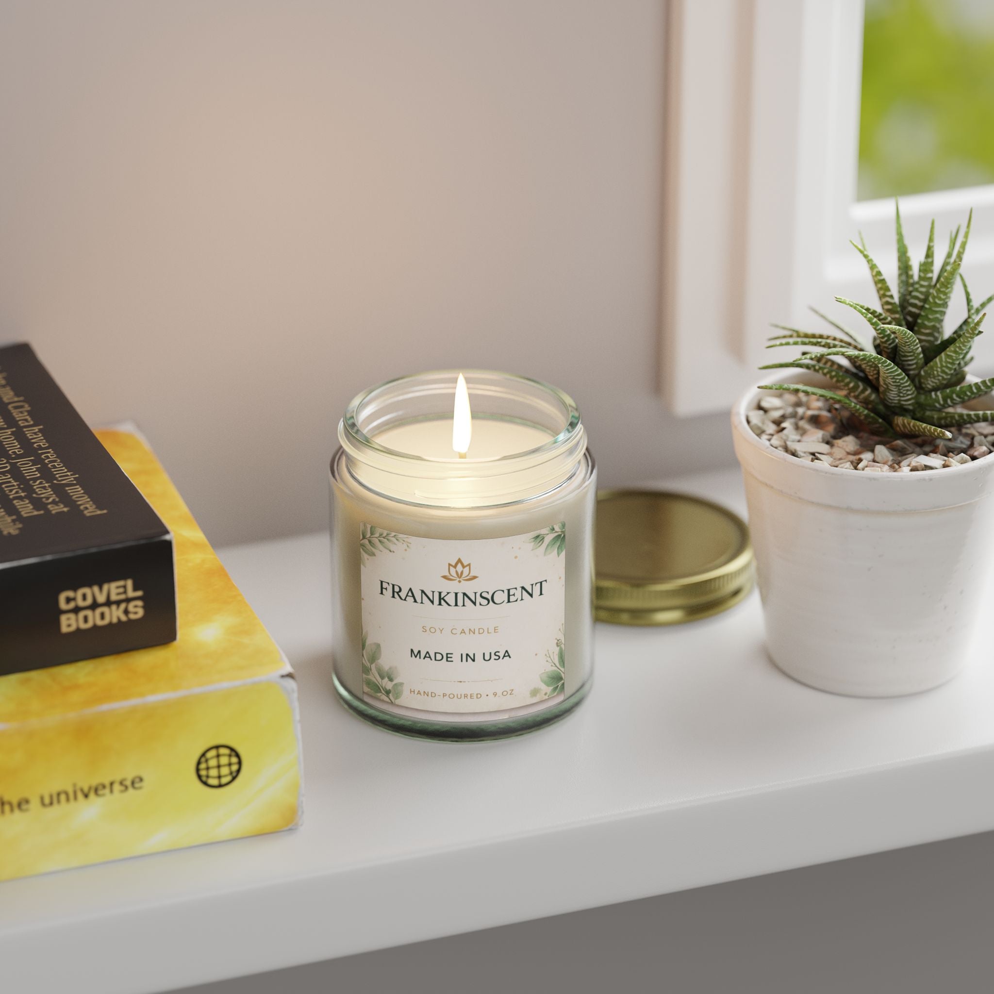 Coconut Apricot Soy Candle — 4oz/9oz Scented Jar (Frankinscent)
